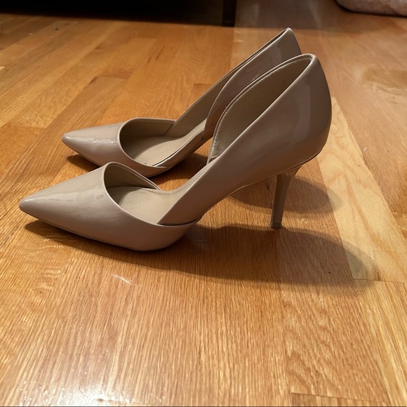 Nude heels - Picture 2 of 2